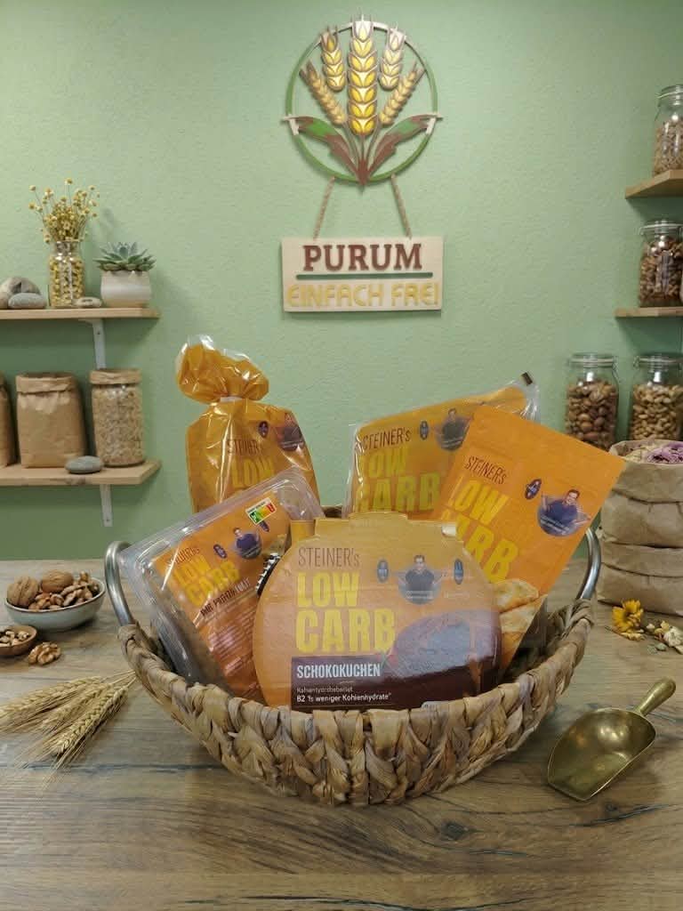 Korb mit Low-Carb-Produkten bei PURUM